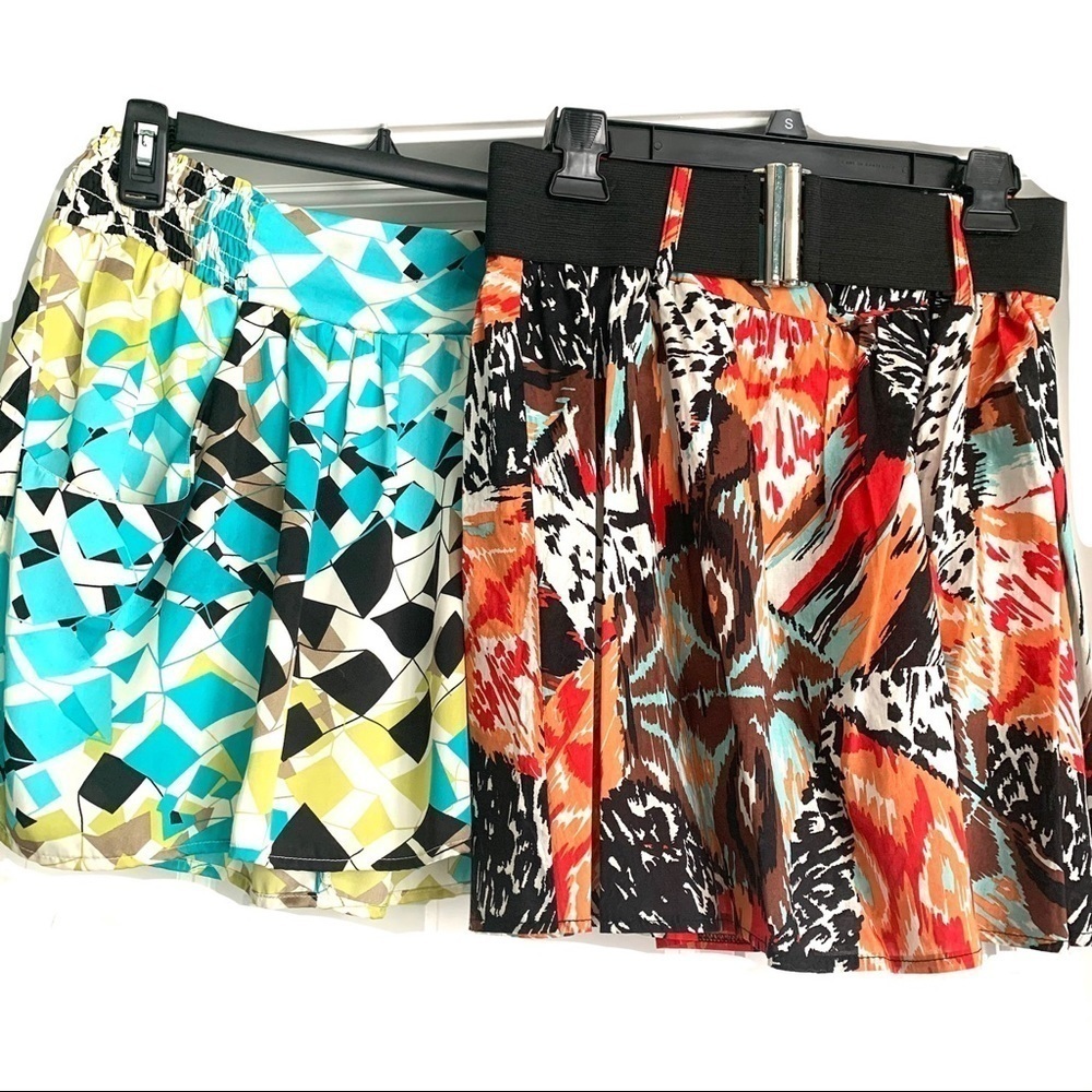 Tracy Evans & Heart Soul Set of 2 Mini Skirts size Small